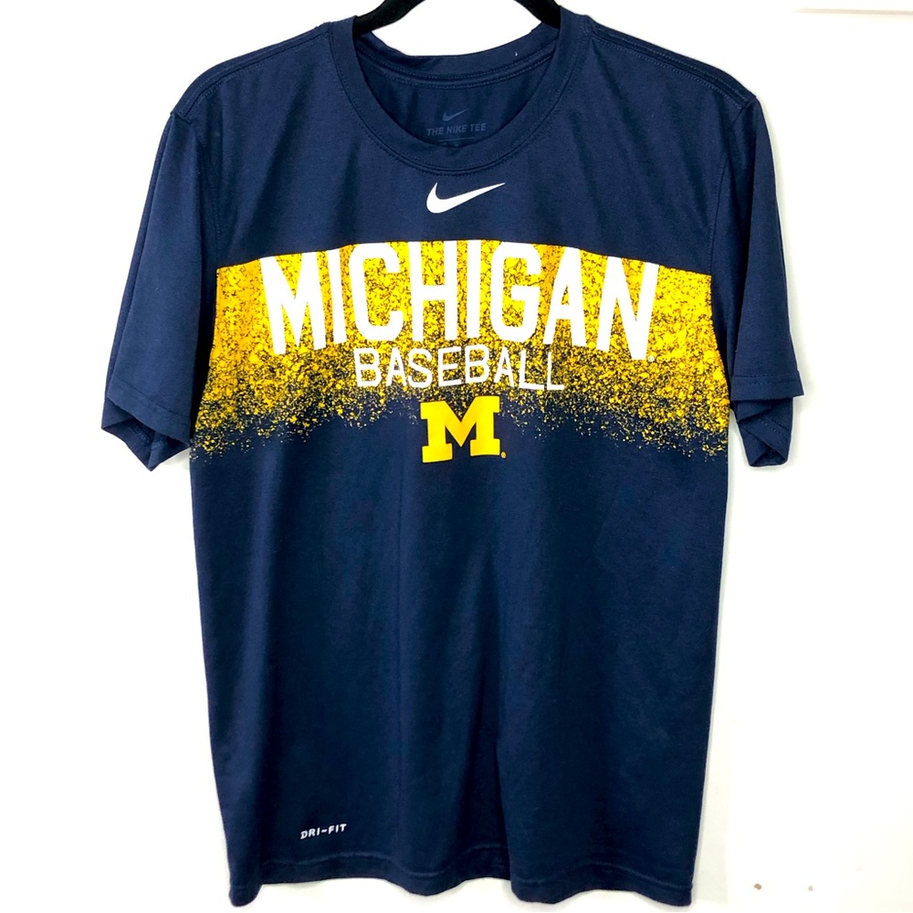 Nike Dri Fit (U of M) Michigan Baseball shirt Men's  Size Medium (M) Like NEW!!
